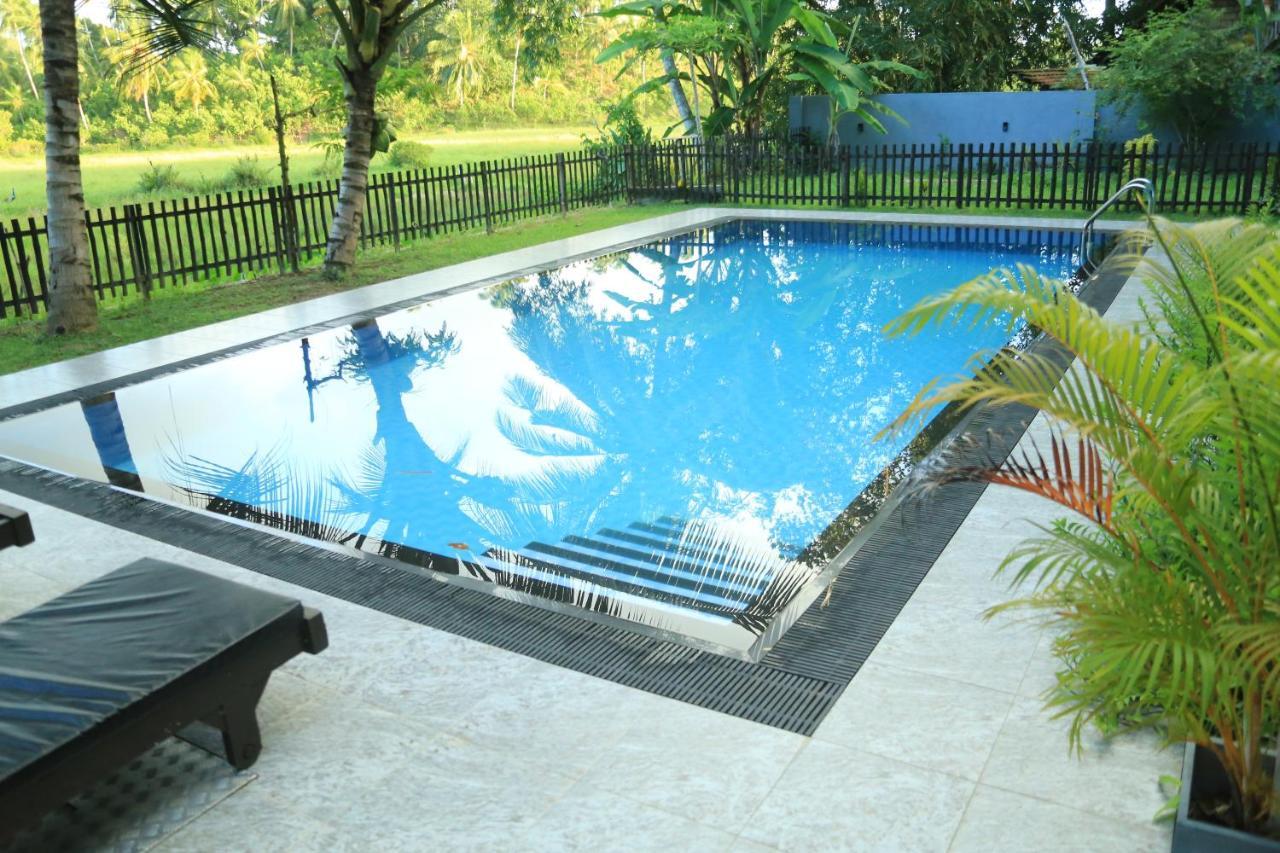 Sri Villa Rest Hikkaduwa Bagian luar foto