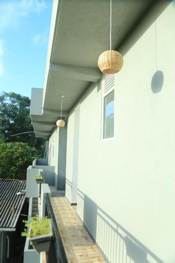 Sri Villa Rest Hikkaduwa Bagian luar foto