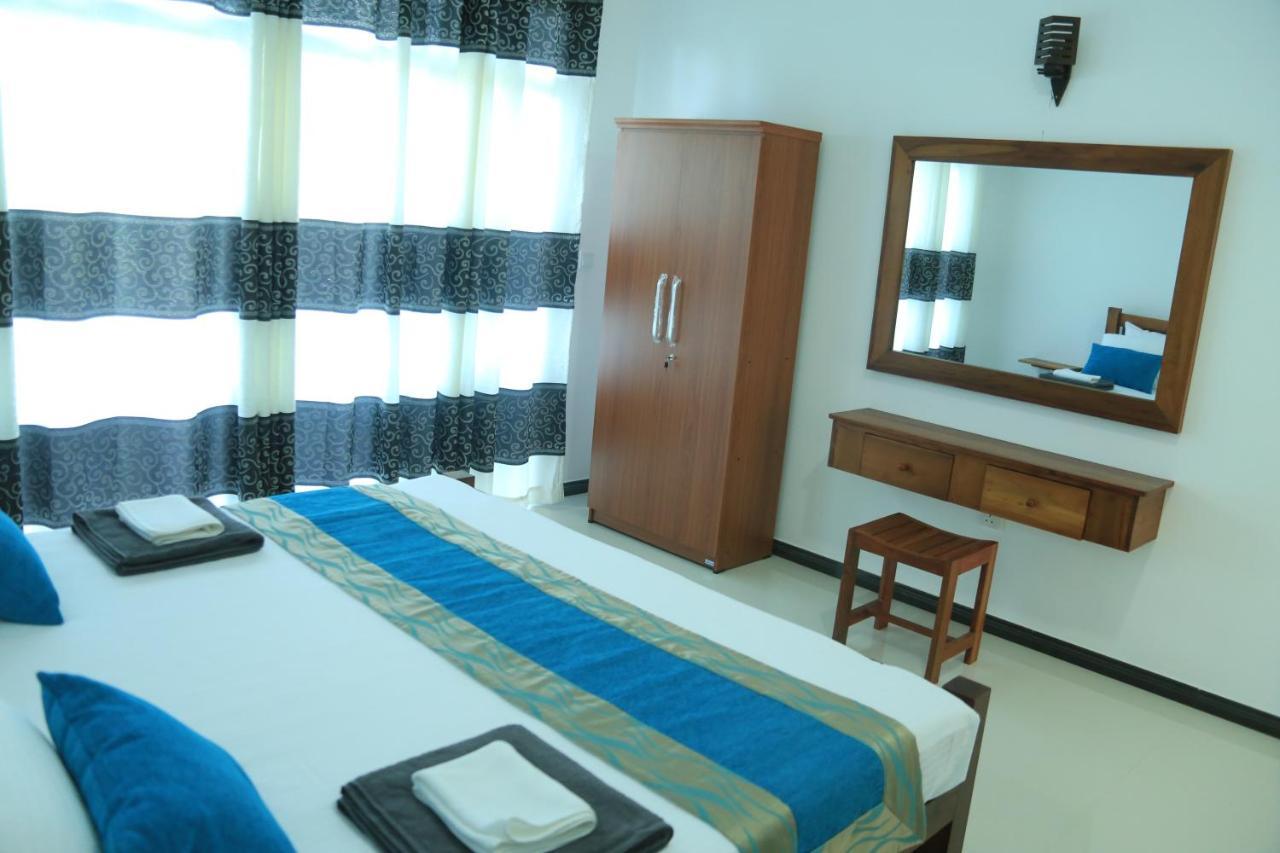 Sri Villa Rest Hikkaduwa Bagian luar foto