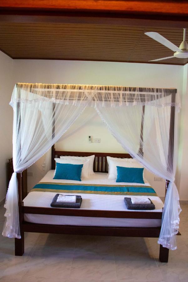 Sri Villa Rest Hikkaduwa Bagian luar foto